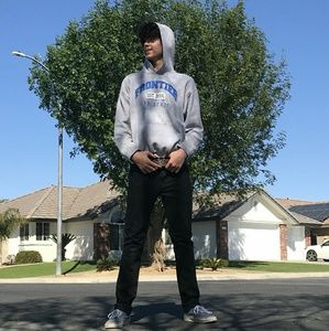 Meet your Posher, Joseph